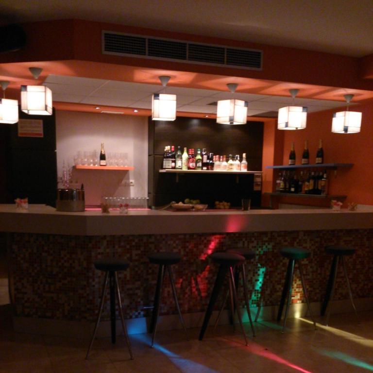 La Cava Hotel Cabanes Kültér fotó
