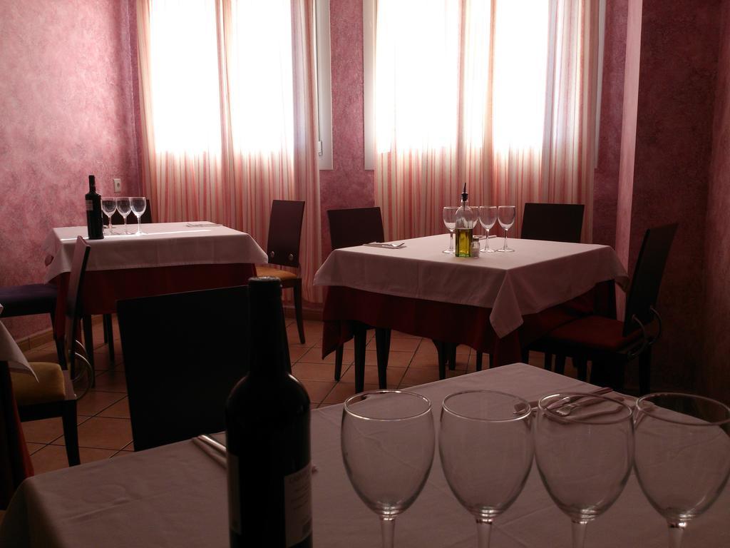 La Cava Hotel Cabanes Kültér fotó
